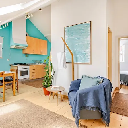 아파트 Trendy Loft In The Heart Of The City! 리스본